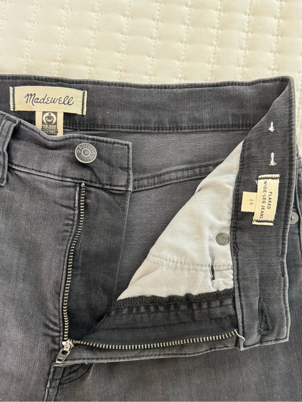 MADEWELL Flared Wide-Leg High-Rise Jeans 29” Black Wash - Picture 5 of 14